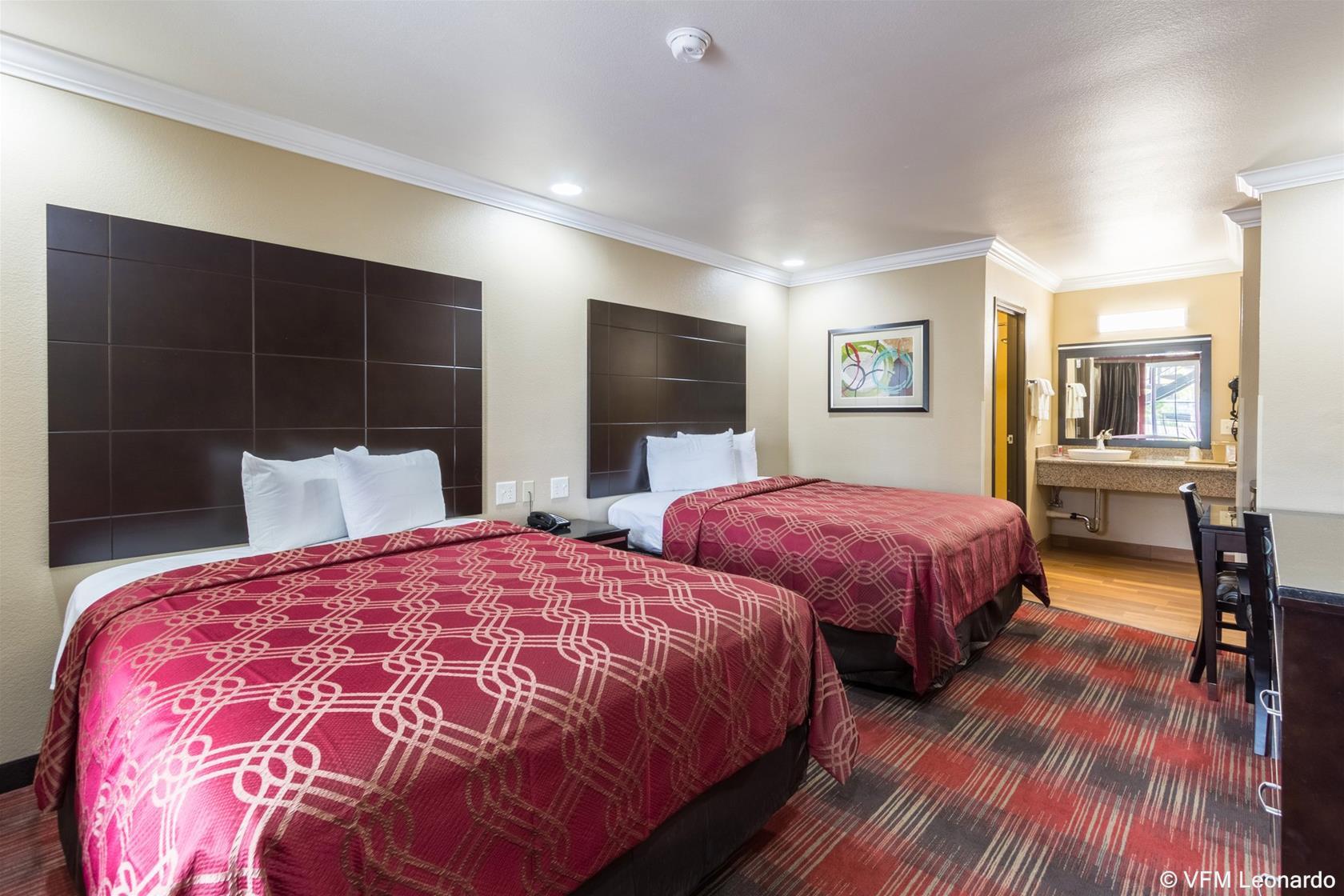 Econo Lodge Inn & Suites Escondido Downtown מראה חיצוני תמונה