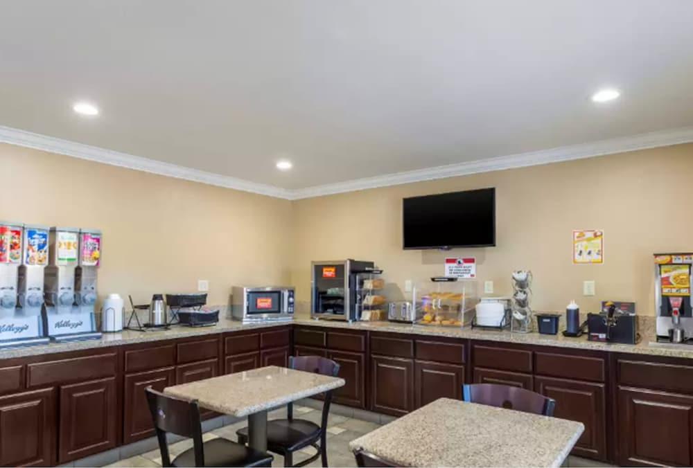 Econo Lodge Inn & Suites Escondido Downtown מראה חיצוני תמונה